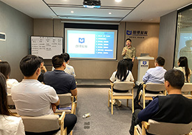 广西东兰县总工会聚力锻造优质产业工人队伍(图1)