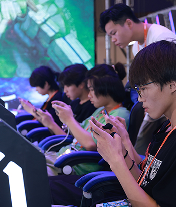 西安东方超竞学院启动西北地区首个“电竞+AI应用”特色产业学院落地成立(图1)